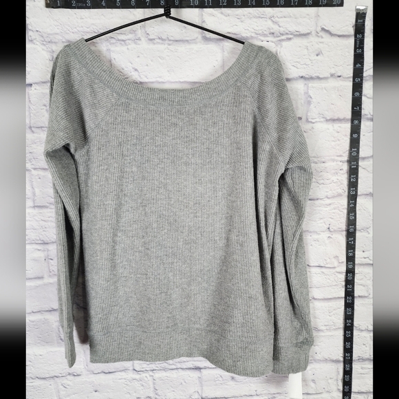 Chaser light gray, ribbed knit casual and relaxed sweater Size Medium NEW - Picture 1 of 9
